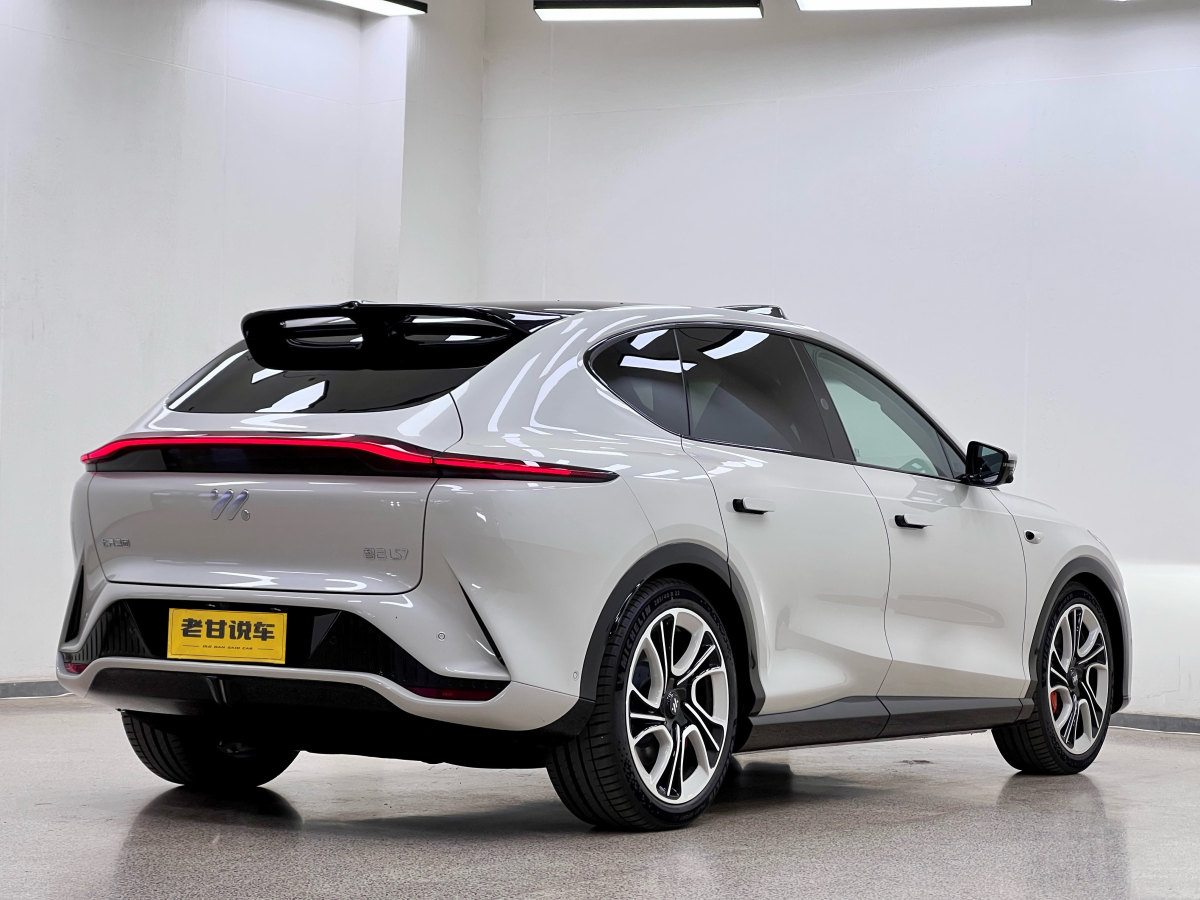 智己 智己LS7  2024款 90kWh Max Elite后驅(qū)版圖片