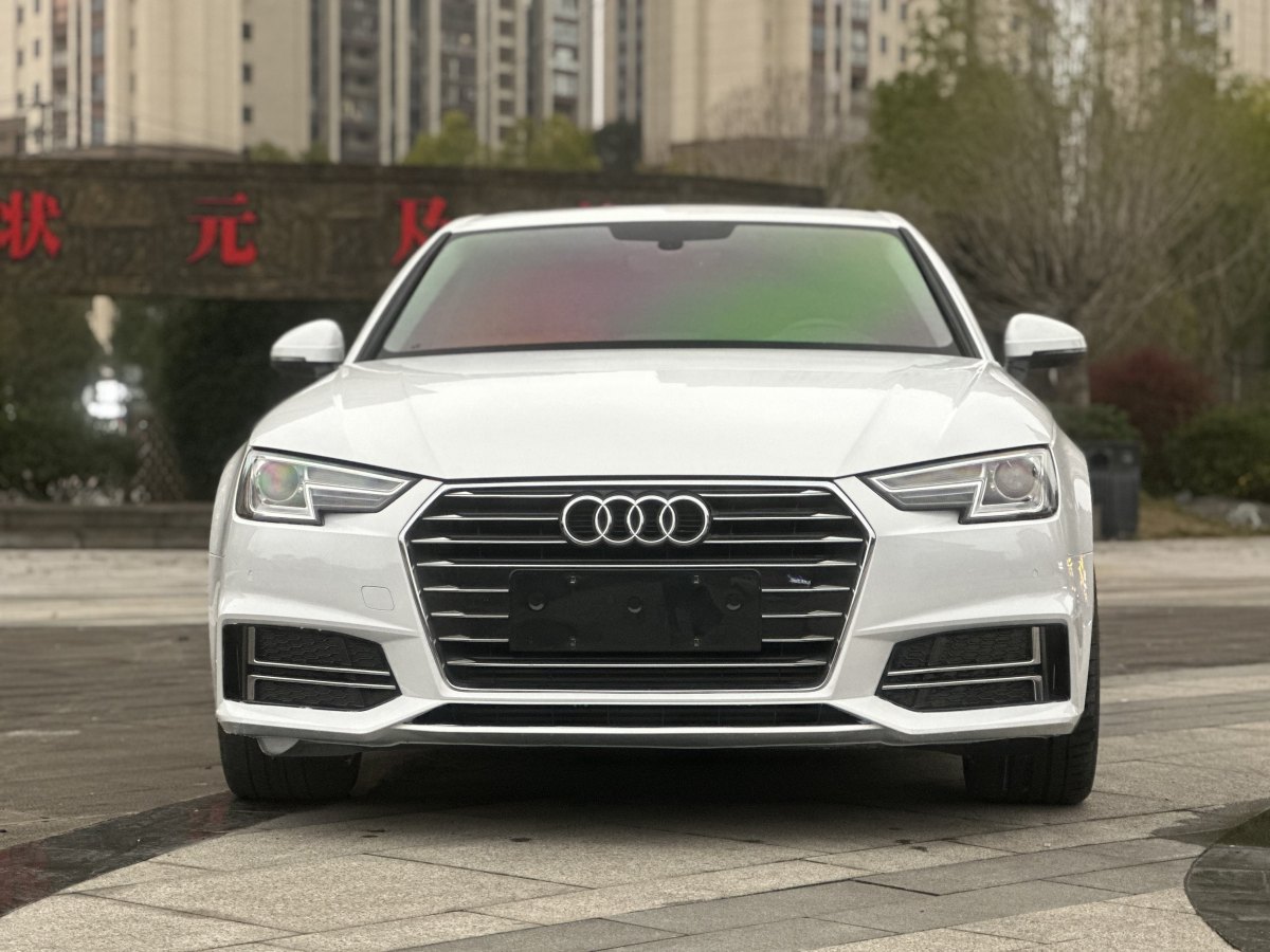 奧迪 奧迪A4L  2019款 40 TFSI 進取型 國V圖片