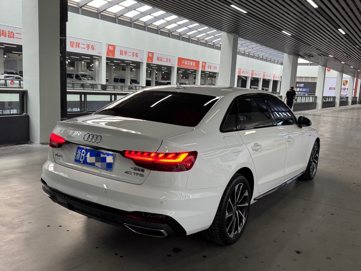 2023年10月奧迪 奧迪A4L  2023款 40 TFSI 時尚致雅型