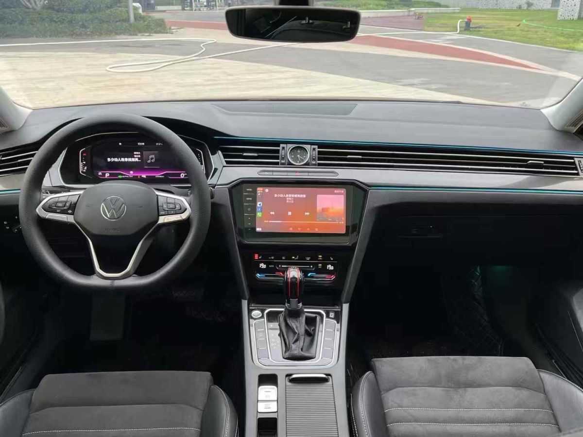 大眾 邁騰  2021款 330TSI DSG 30周年紀(jì)念版圖片