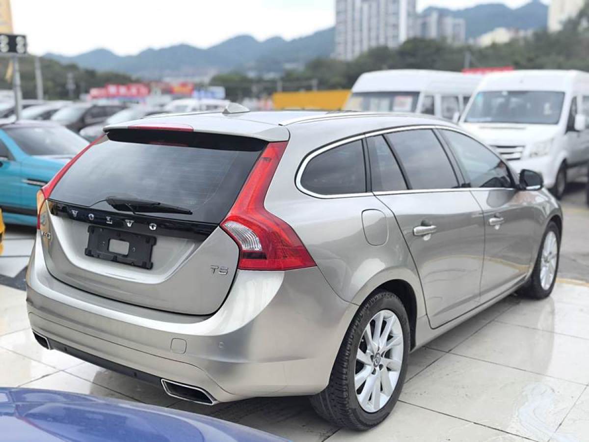 沃爾沃 V60  2016款 T5 智逸版圖片