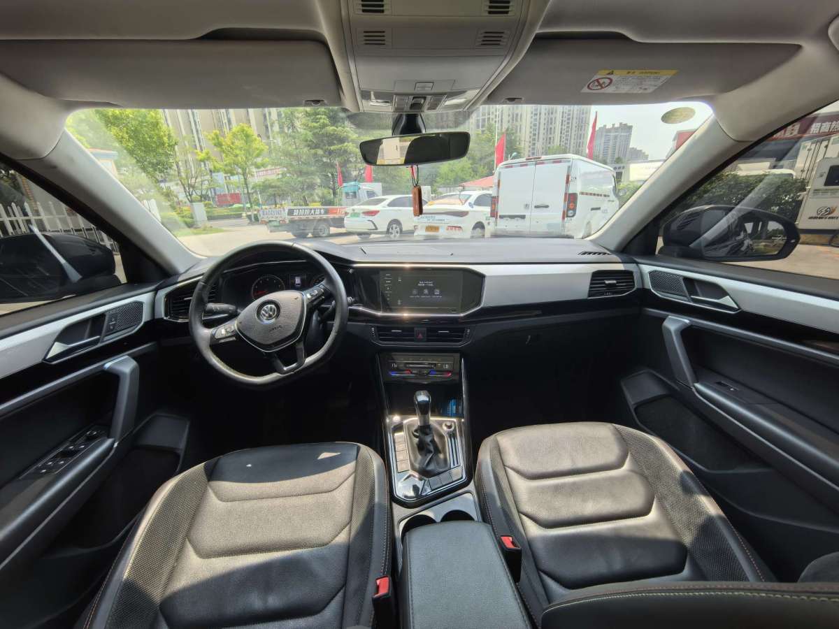 大眾 探岳  2021款 330TSI 兩驅(qū)豪華智聯(lián)版Plus圖片