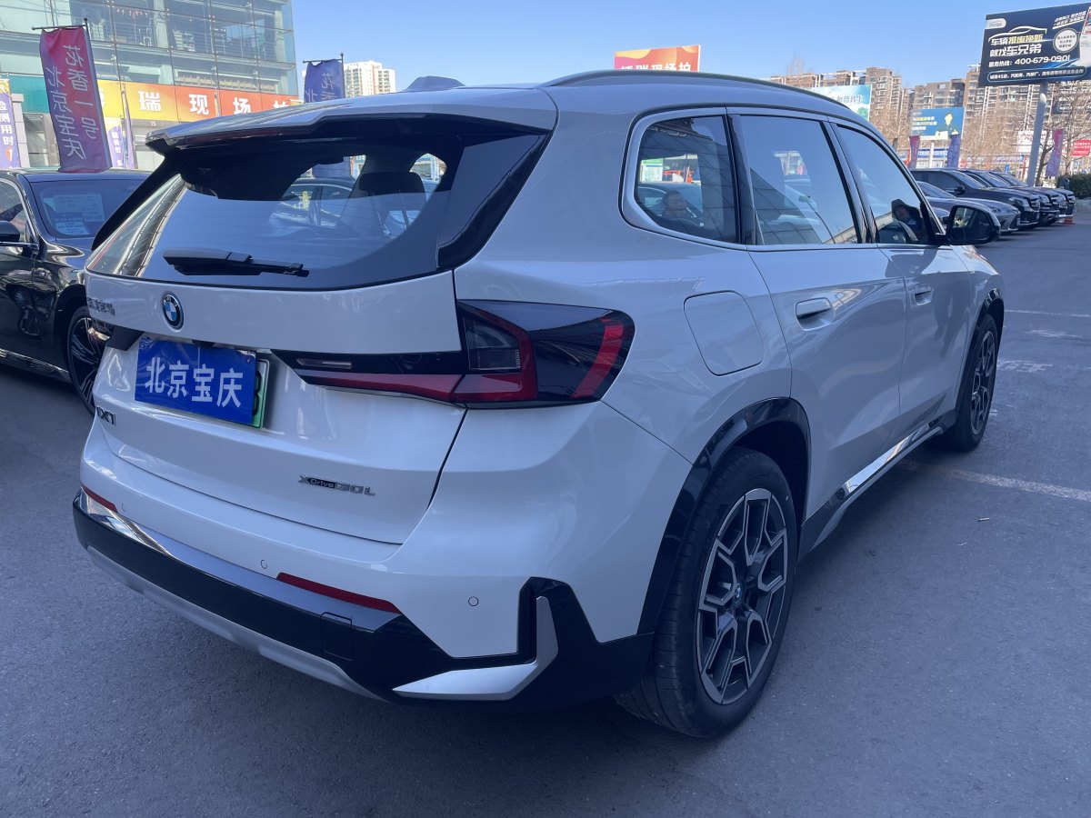 寶馬 寶馬iX1  2023款 xDrive30L X設(shè)計(jì)套裝圖片