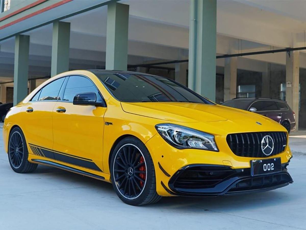 2019年3月奔馳 奔馳CLA級(jí)AMG  2017款 改款 AMG CLA 45 4MATIC