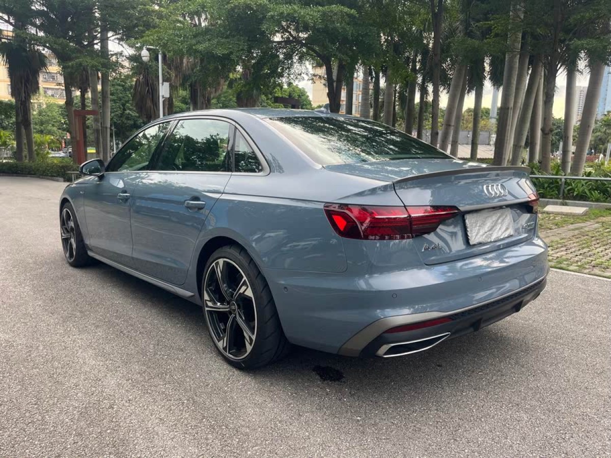 奧迪 奧迪A4L  2022款 40 TFSI quattro RS套件燃速型圖片