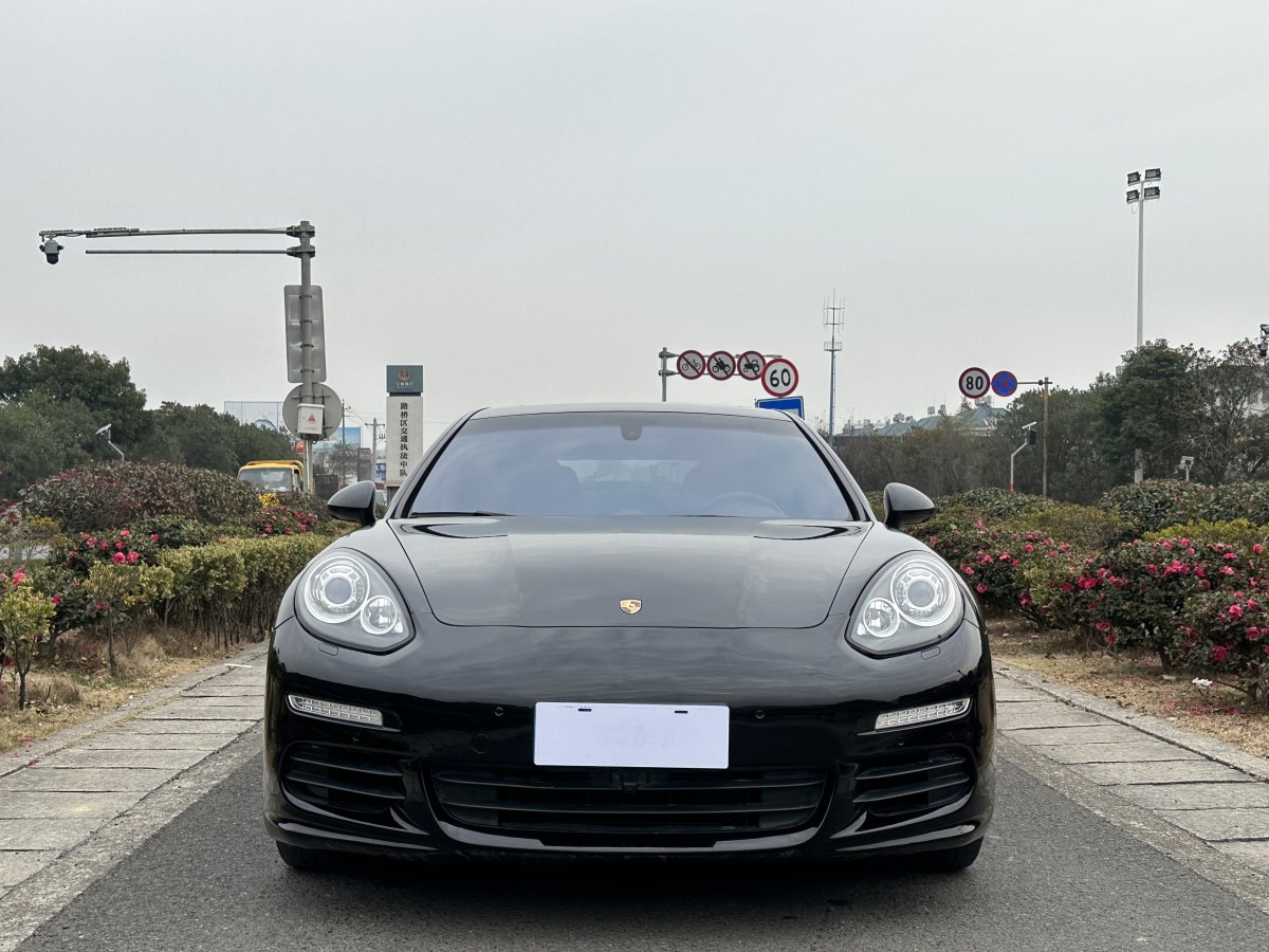 保時(shí)捷 Panamera  2016款 Panamera Edition 3.0T圖片