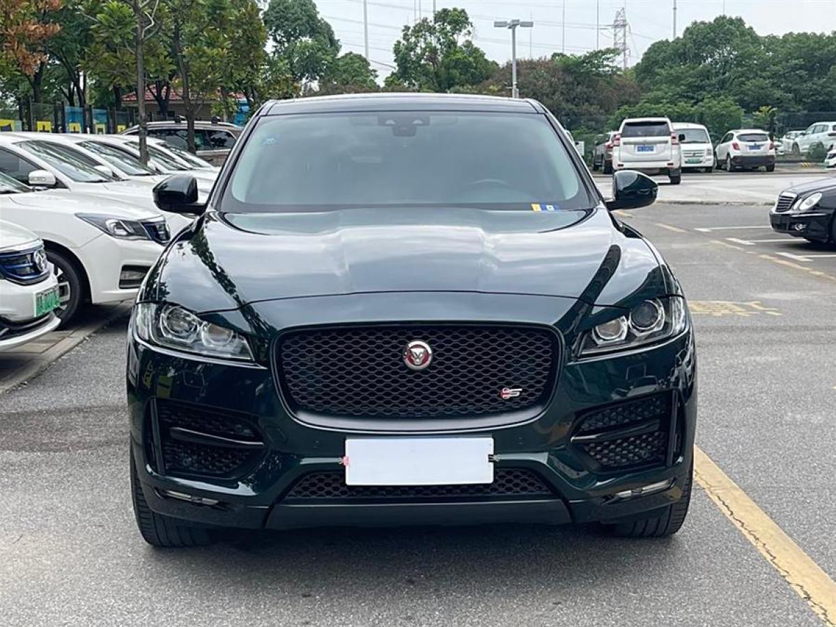 捷豹 F-PACE  2018款 2.0T 兩驅(qū)都市尊享版圖片