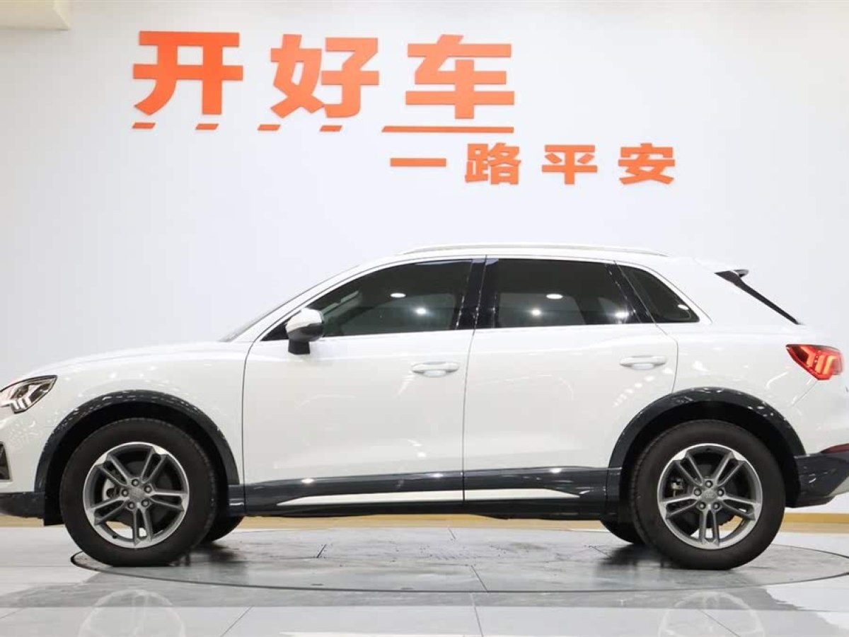 奧迪 奧迪Q3  2021款 35 TFSI 進(jìn)取致雅型圖片
