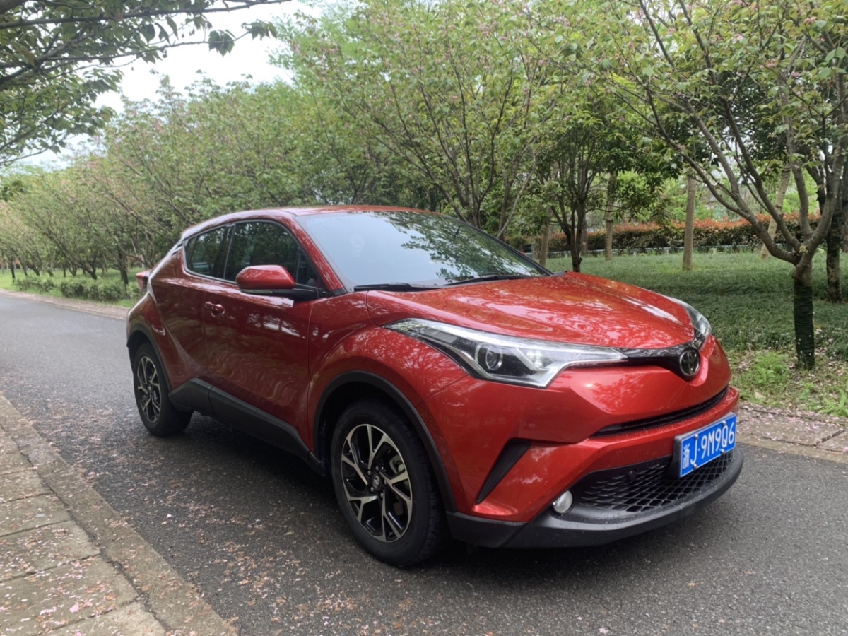 2020年7月丰田 C-HR  2020款 2.0L 领先版