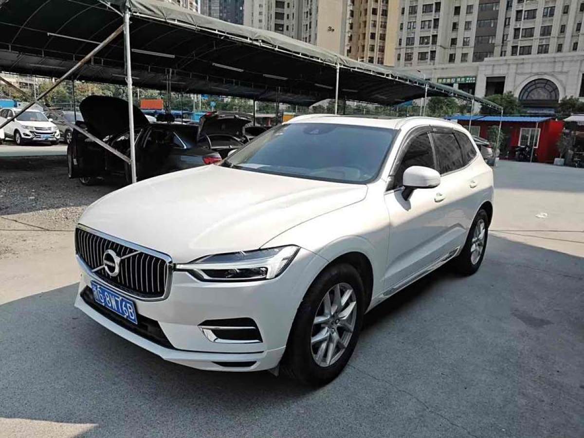 沃爾沃 XC60  2020款 T5 四驅(qū)智逸豪華版圖片