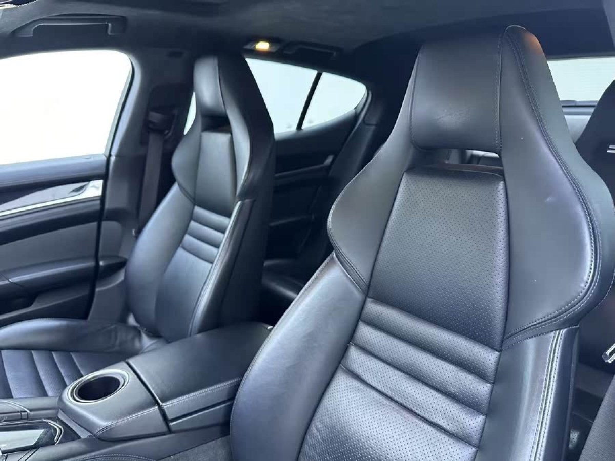 保時捷 Panamera  2012款 Panamera GTS 4.8L圖片