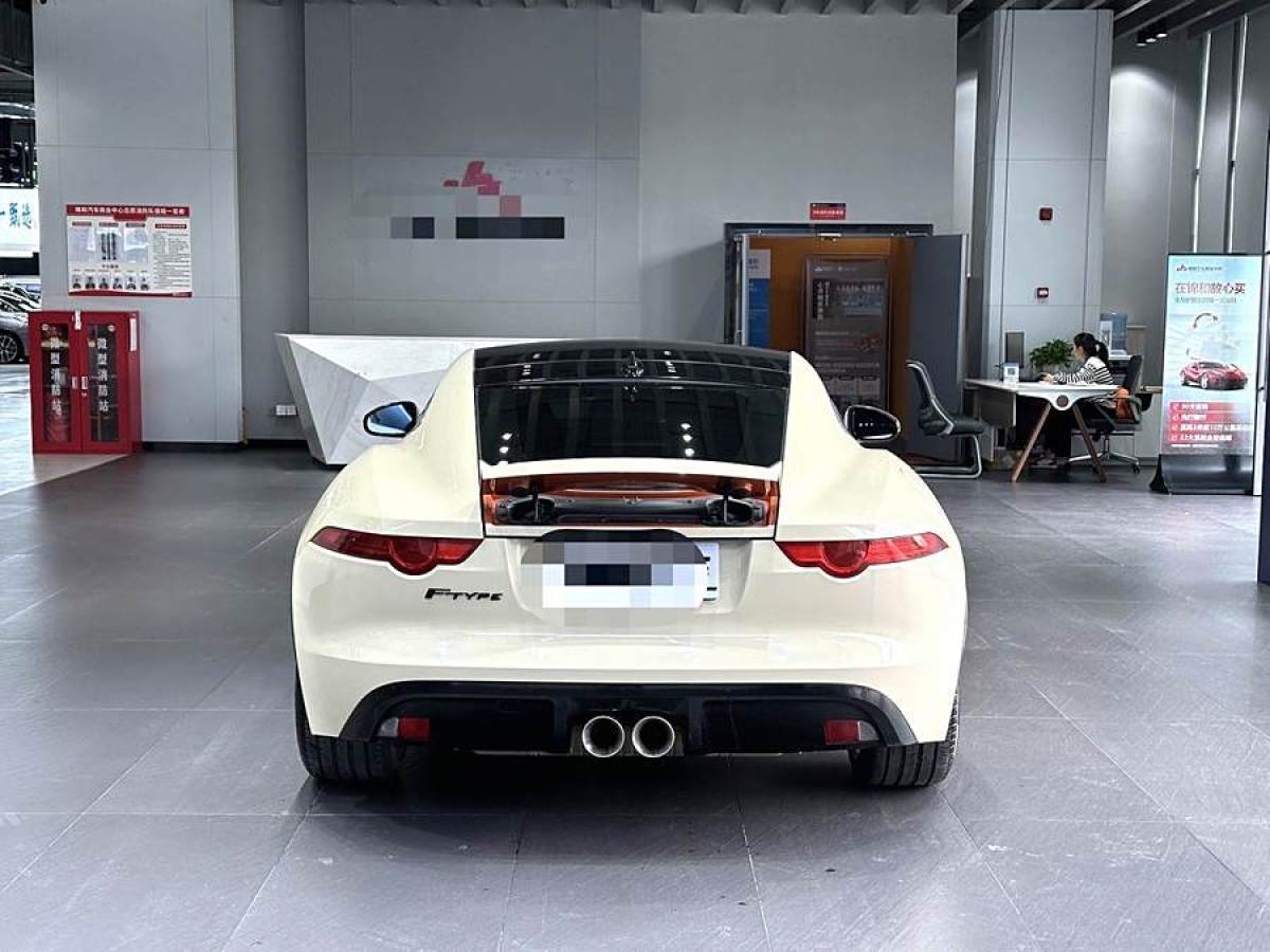 捷豹 F-TYPE  2016款 3.0T S 四驅(qū)硬頂版圖片