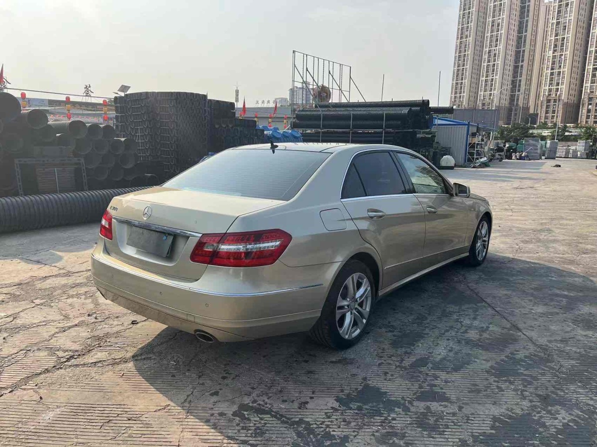 奔馳 奔馳E級  2011款 E 300 L 時尚尊貴型圖片