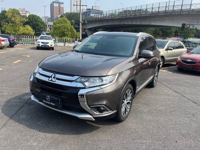 2018年9月 三菱 歐藍德 2.0L 兩驅(qū)榮耀版 5座圖片