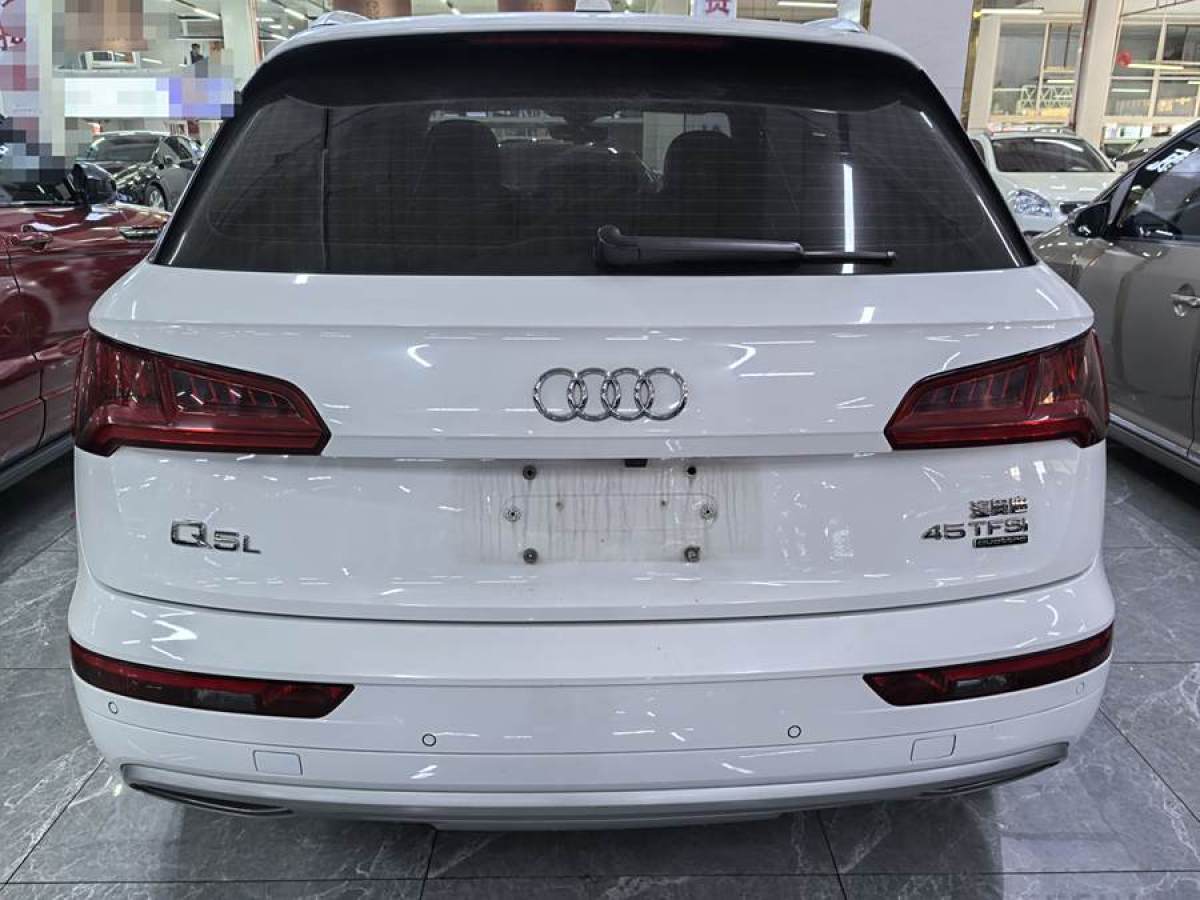 2019年10月奧迪 奧迪Q5L  2018款  40 TFSI 榮享進取型 國VI