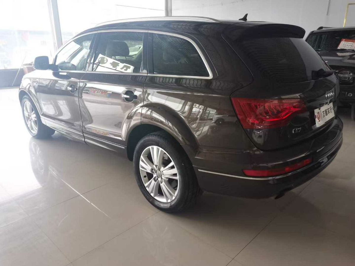 奧迪 奧迪Q7  2012款 Q7 3.0TFSI 豪華型 245kw圖片