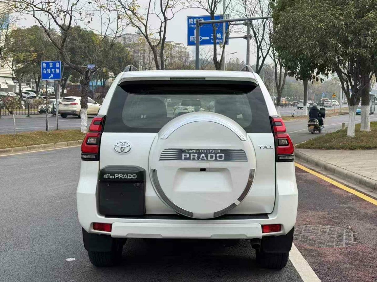 豐田 普拉多 圖片