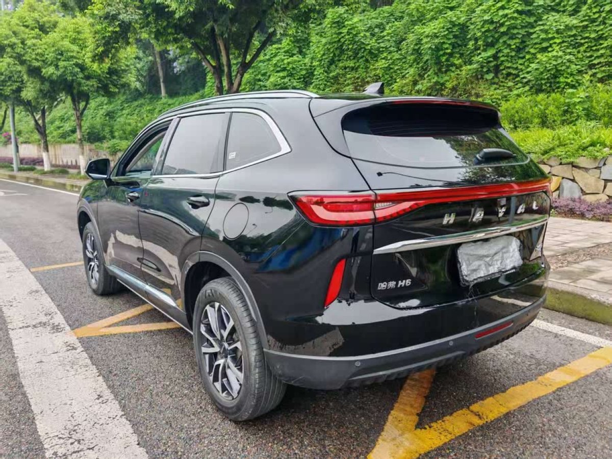 哈弗 H6  2024款 1.5T 兩驅(qū)經(jīng)典版圖片