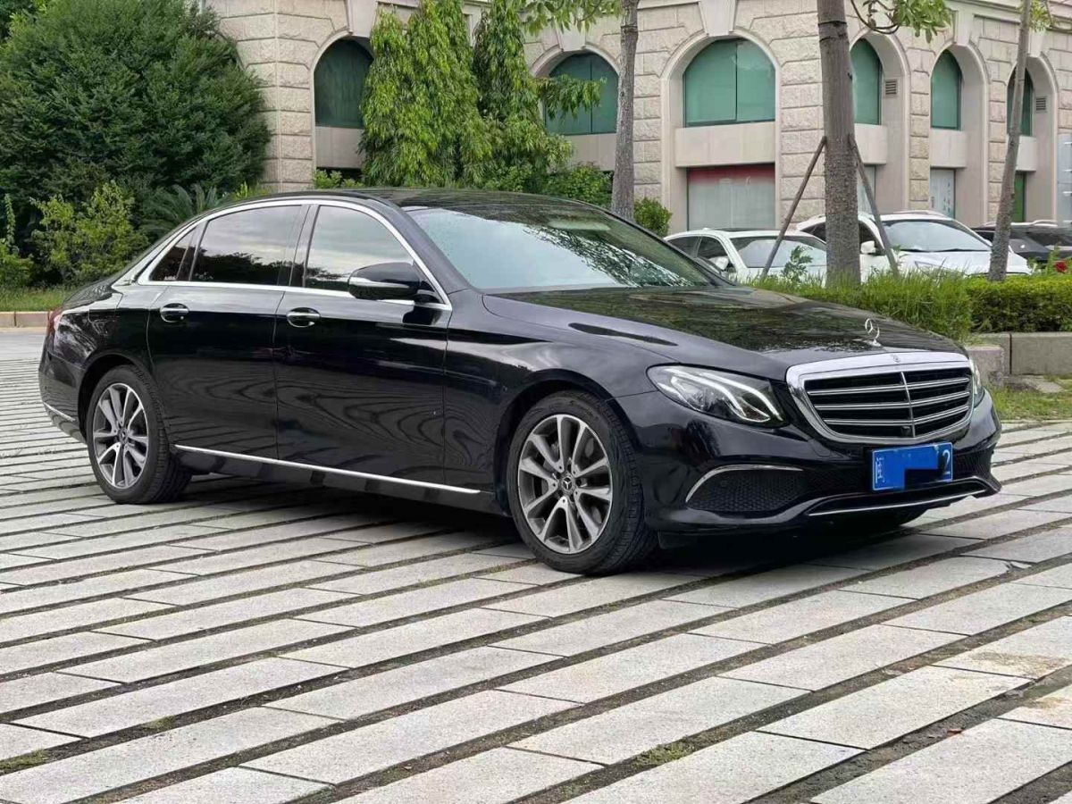 奔馳 奔馳E級(jí)  2018款 E 300 L 豪華型圖片