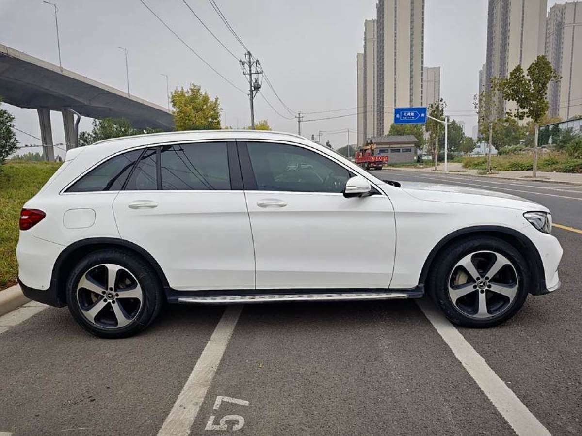 奔馳 奔馳GLC  2018款 改款 GLC 260 4MATIC 動感型圖片