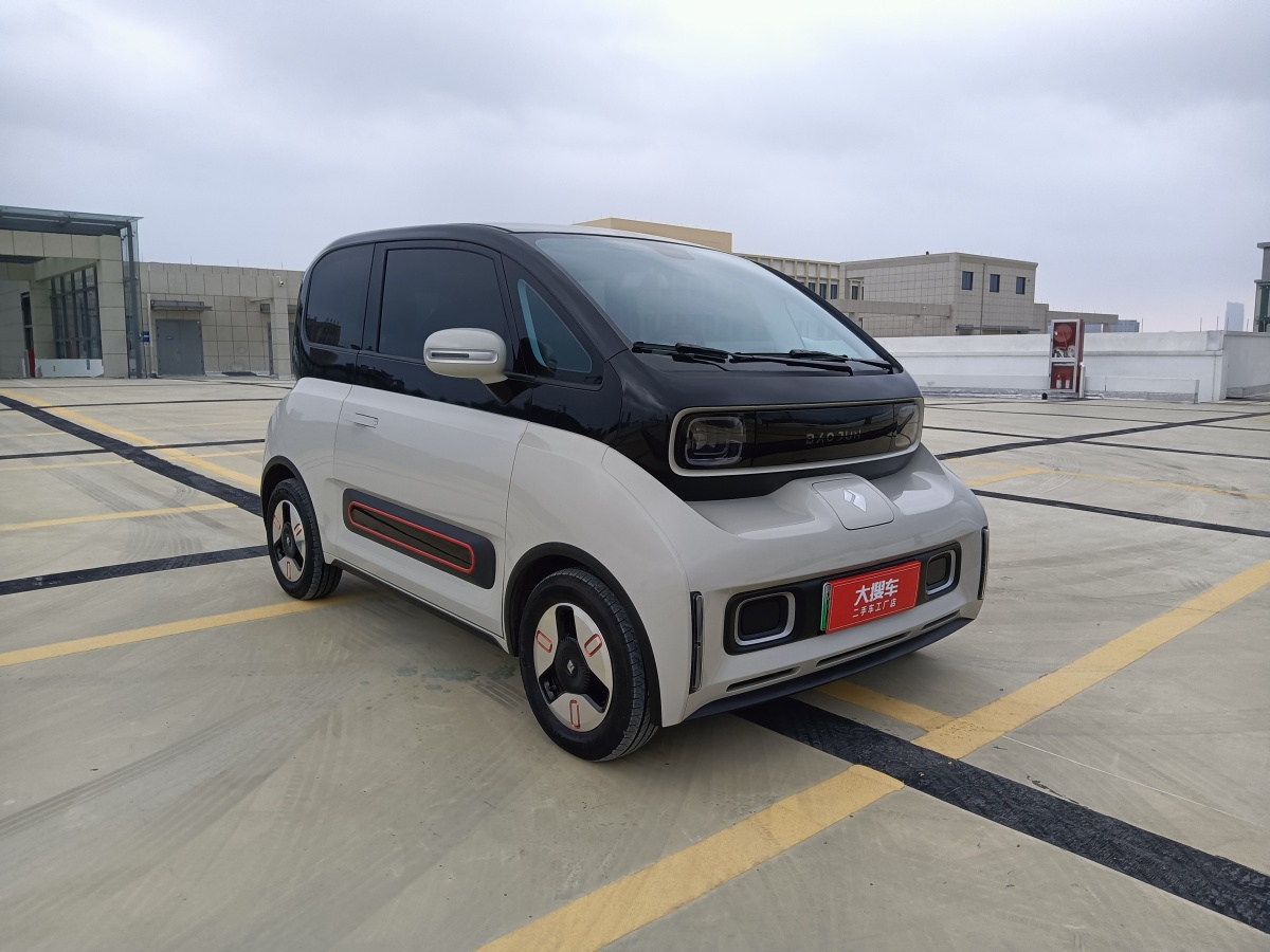 寶駿 寶駿KiWi EV  2021款 藝術(shù)家 三元鋰圖片