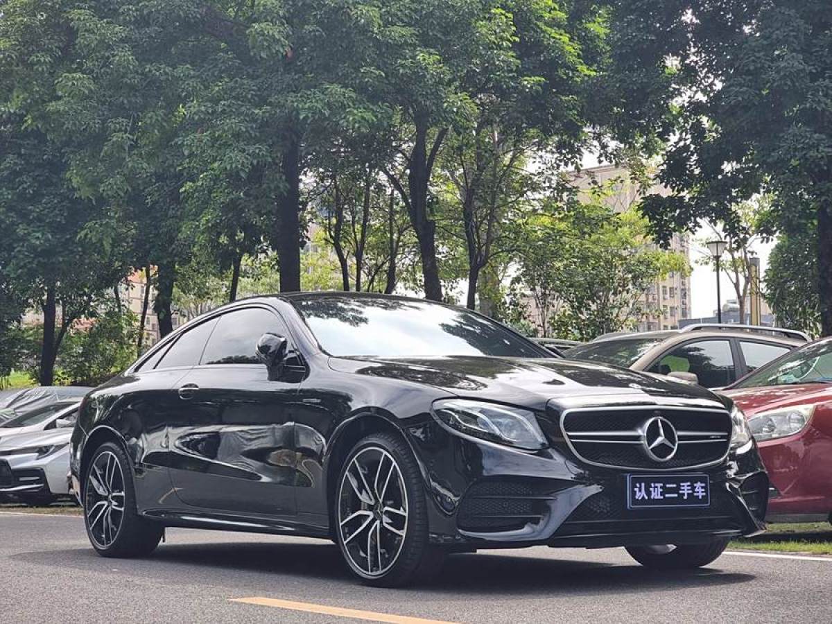 奔馳 奔馳E級(jí)AMG  2019款 AMG E 53 4MATIC+ 轎跑車圖片