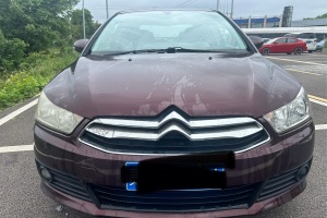 世嘉 雪鐵龍 三廂 1.6L 手動品尚型