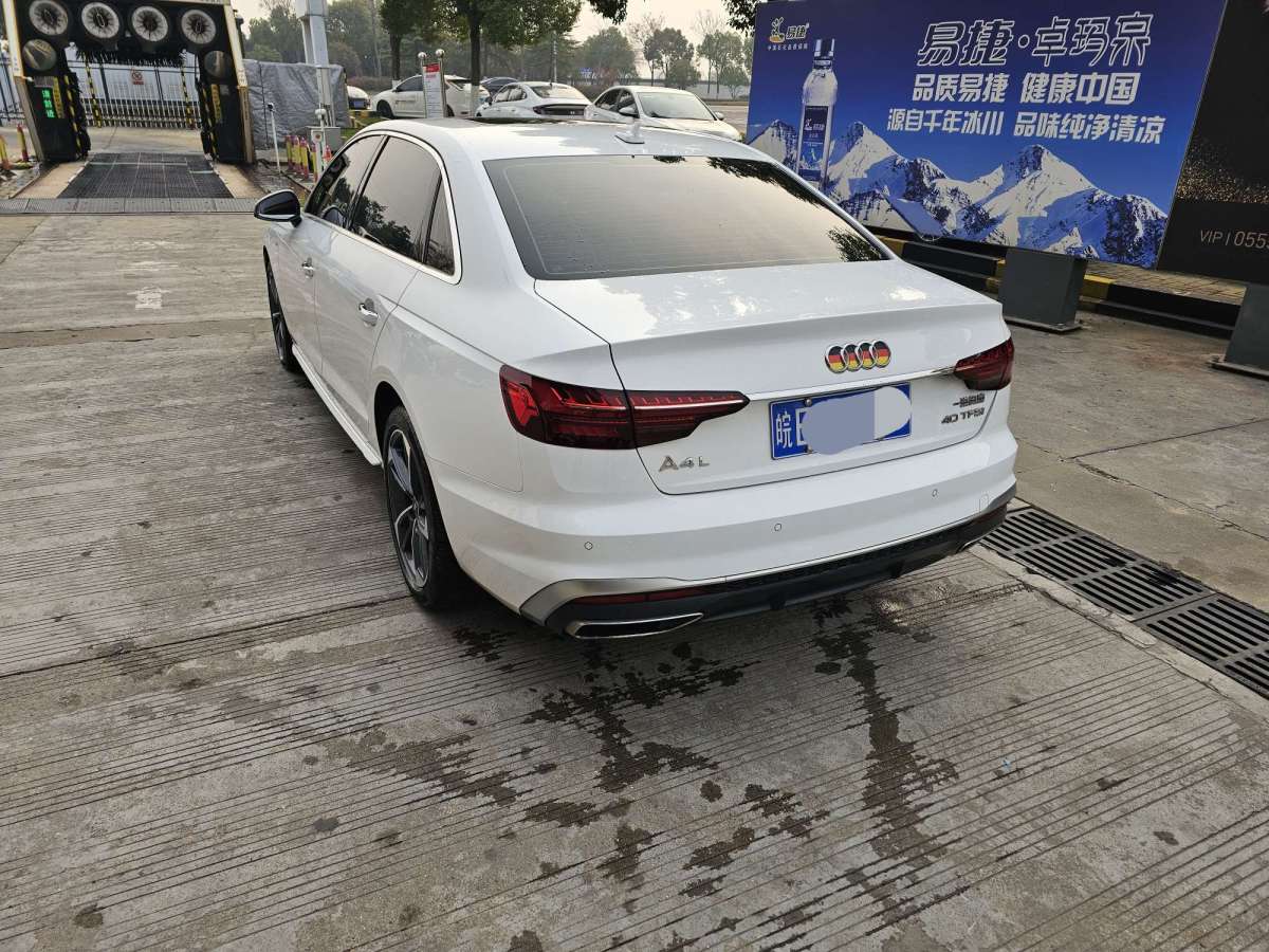 奧迪 奧迪A4L  2022款 40 TFSI 時尚動感型圖片