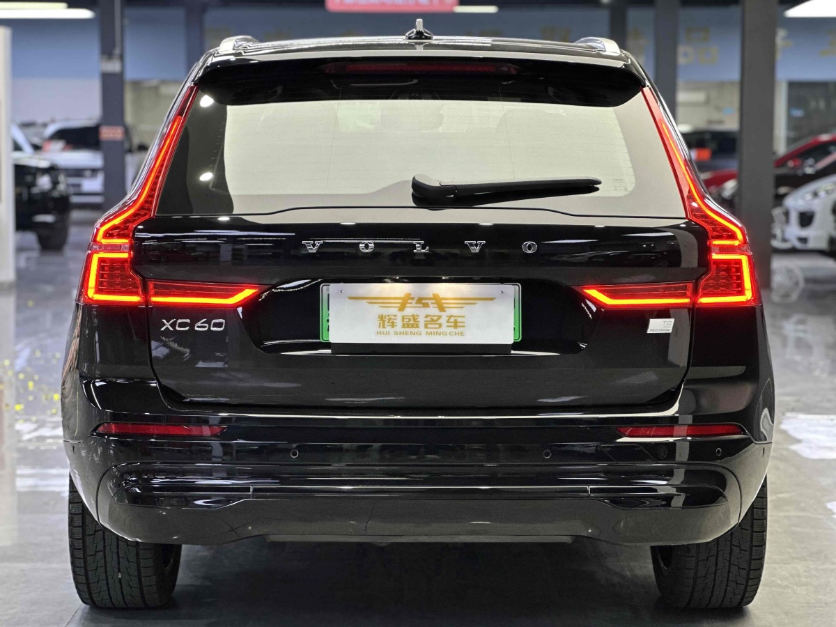 沃爾沃 XC60新能源  2024款 T8 插電混動(dòng) 長(zhǎng)續(xù)航四驅(qū)智遠(yuǎn)豪華版圖片