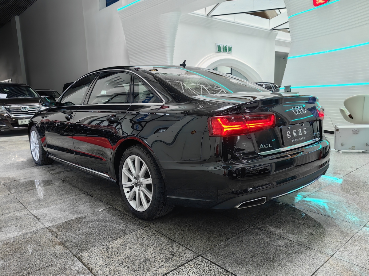 奧迪 奧迪A6L  2018款 TFSI 進(jìn)取型圖片