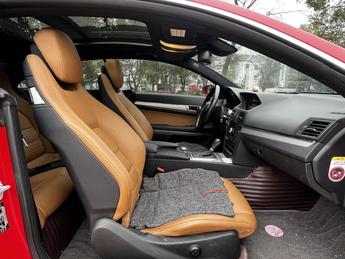奔驰 奔驰E级  2011款 E 260 CGI Coupe图片