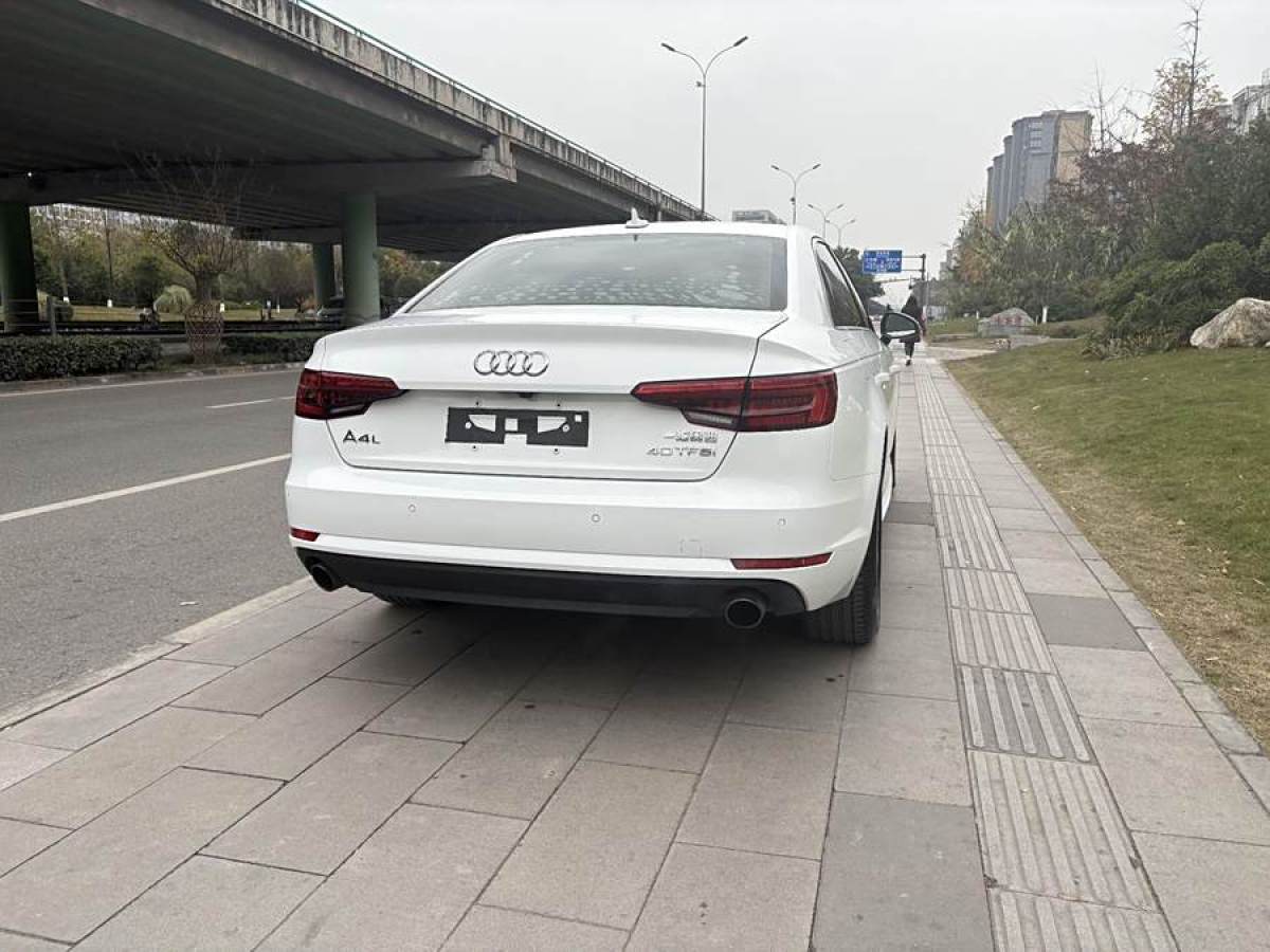 奧迪 奧迪A4L  2017款 40 TFSI 時尚型圖片