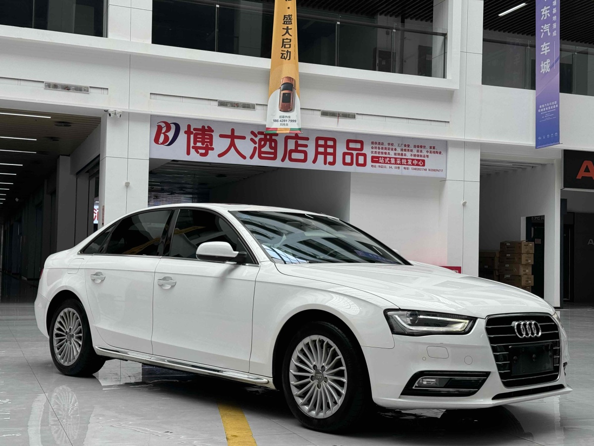 奧迪 奧迪A4L  2016款 35 TFSI 典藏版 自動標(biāo)準(zhǔn)型圖片