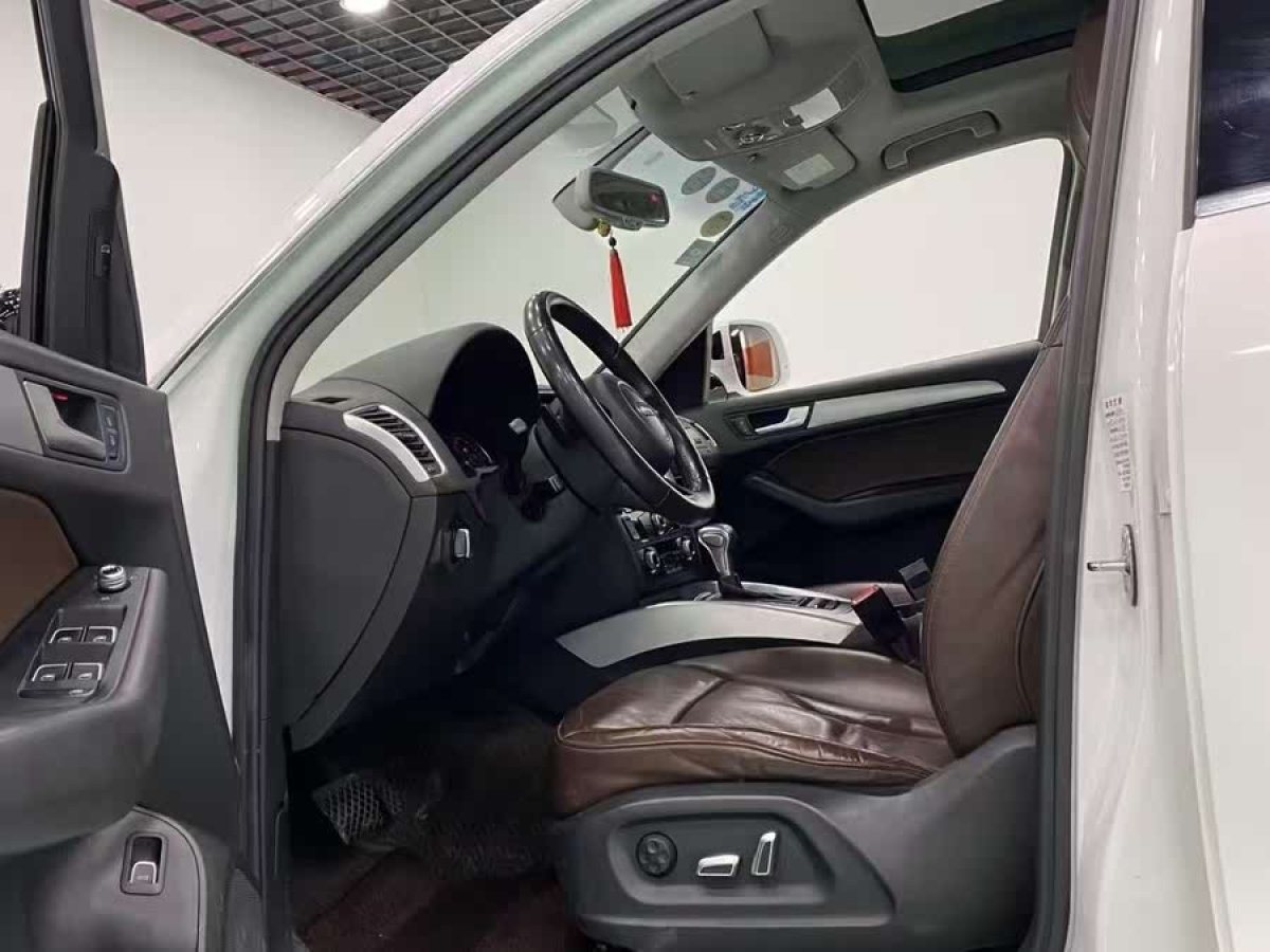 奧迪 奧迪Q5  2017款 40 TFSI 技術(shù)型圖片