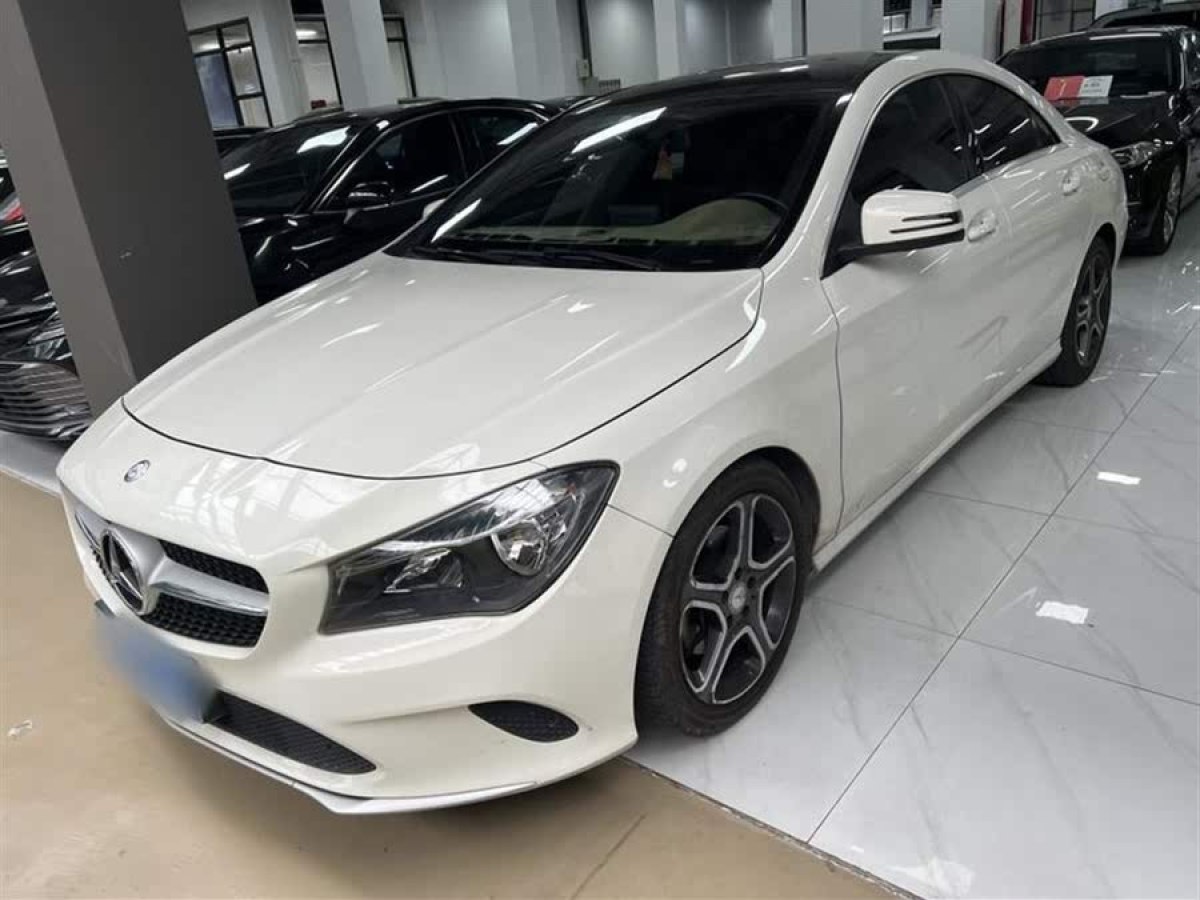 奔馳 奔馳CLA級  2017款 改款 CLA 180圖片