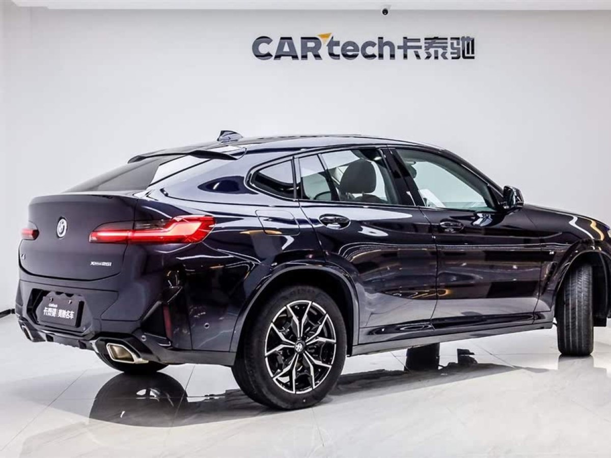 寶馬 寶馬X4  2022款 xDrive 25i M運(yùn)動(dòng)套裝圖片