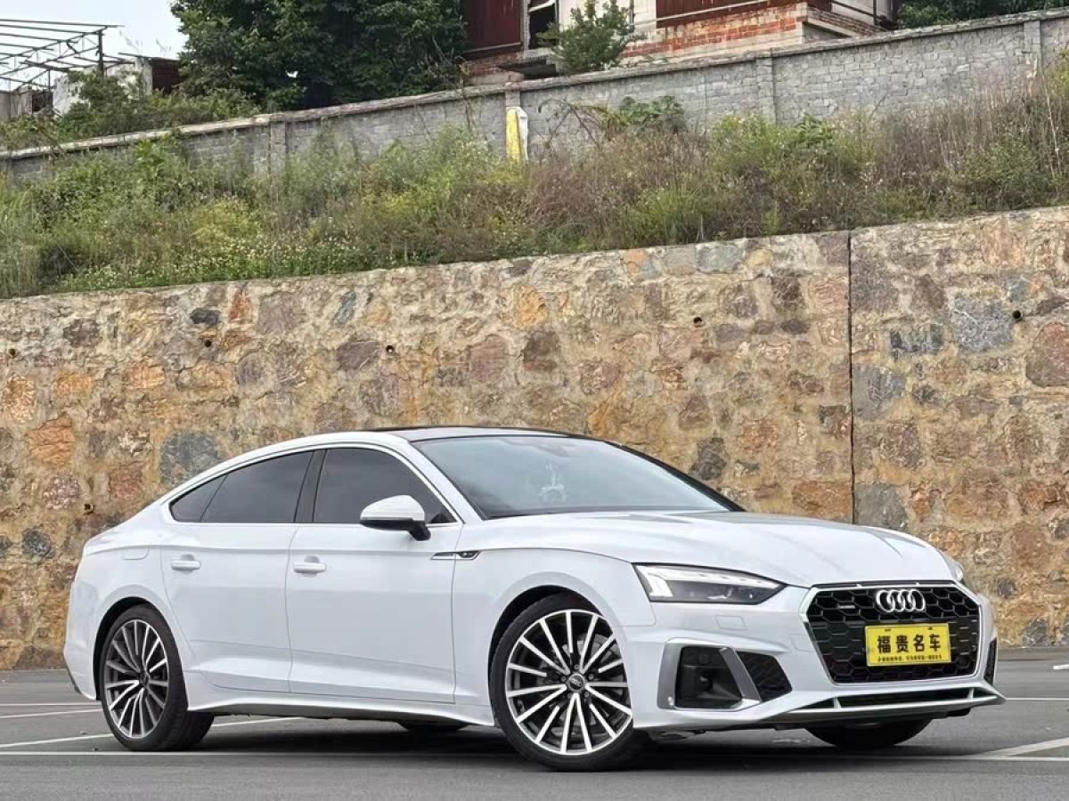 奧迪 奧迪A5  2023款 Sportback 40 TFSI quattro 豪華動感型圖片