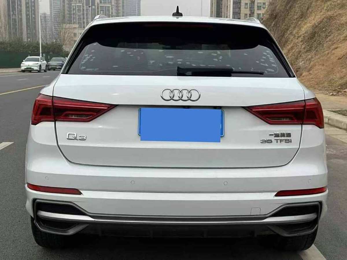 奧迪 奧迪Q3  2019款  35 TFSI 時尚動感型圖片