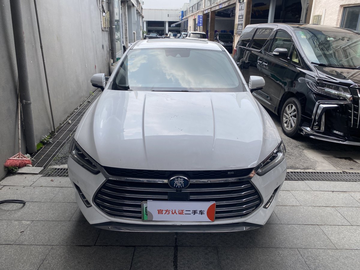 比亞迪 秦Pro新能源  2018款 DM 1.5TI 自動智聯(lián)銳耀型圖片
