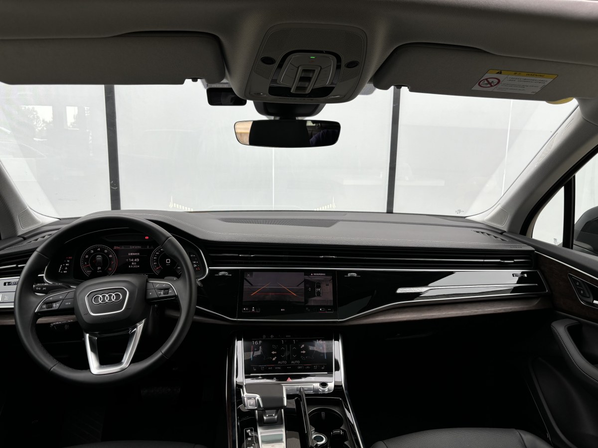 奥迪 奥迪Q7  2023款 55 TFSI quattro S line运动型图片