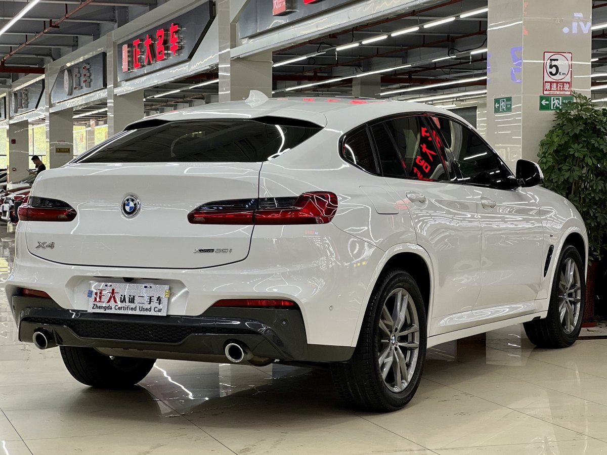 宝马 宝马x4  2021款 xdrive 25i m运动套装图片