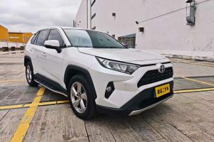 RAV4榮放 豐田 2.0L CVT兩驅(qū)風(fēng)尚版