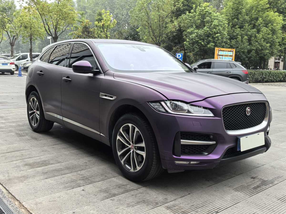 2016年8月捷豹 F-PACE  2016款 2.0T 兩驅(qū)R-Sport運(yùn)動(dòng)版