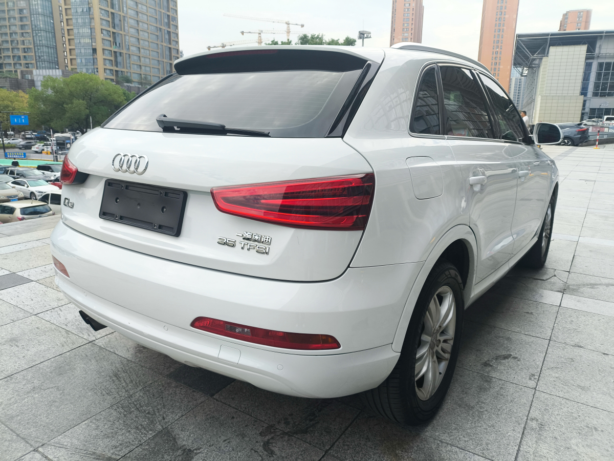 奧迪 奧迪Q3  2015款 35 TFSI 舒適型圖片