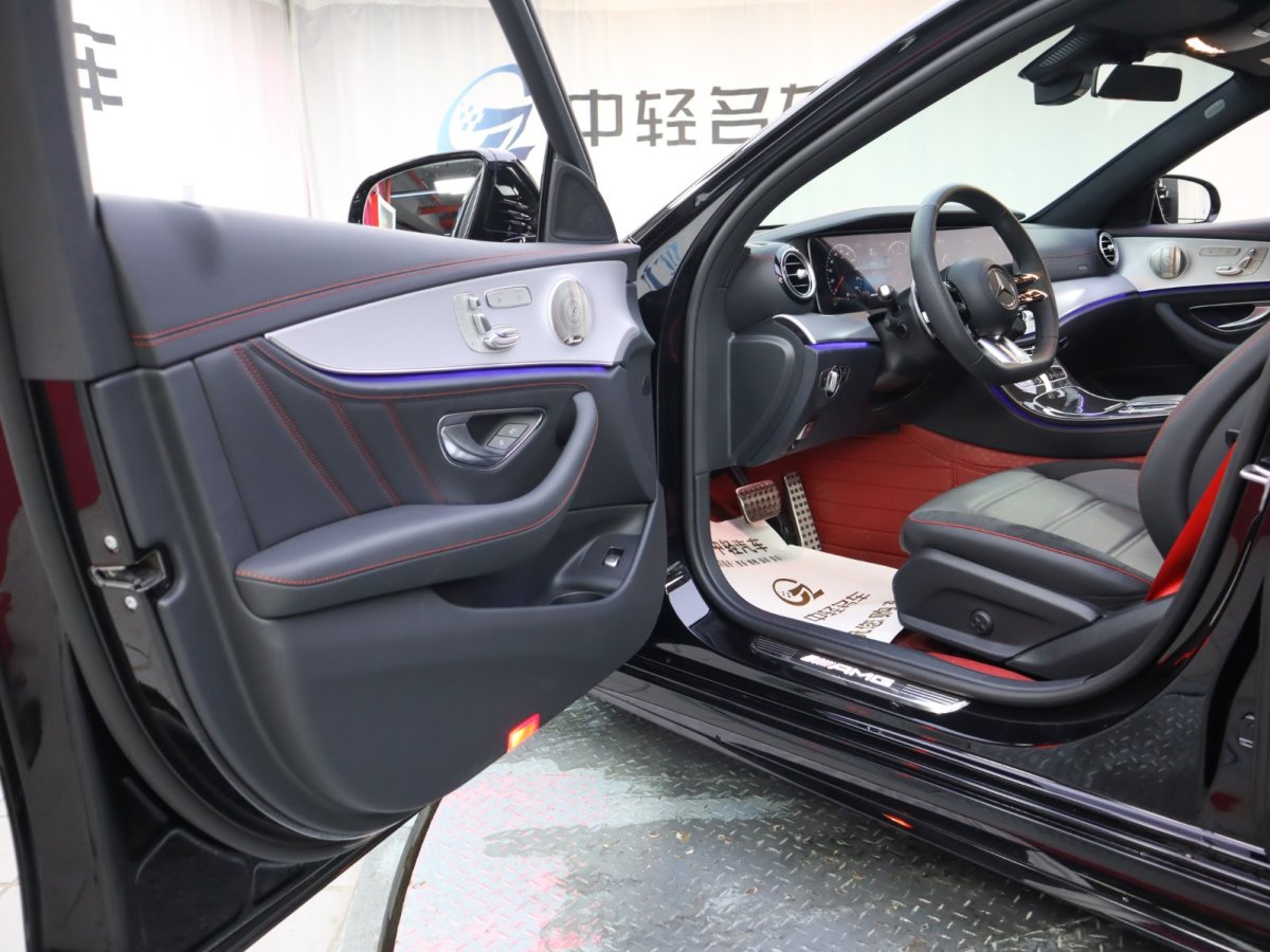 奔驰 奔驰E级AMG  2023款 AMG E 53 4MATIC+图片
