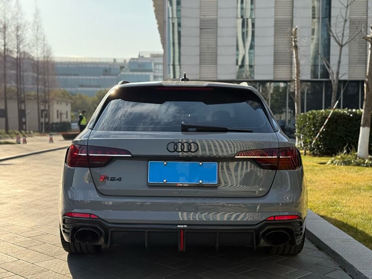 奧迪 奧迪RS 4  2021款 RS4 Avant 黑曜版圖片