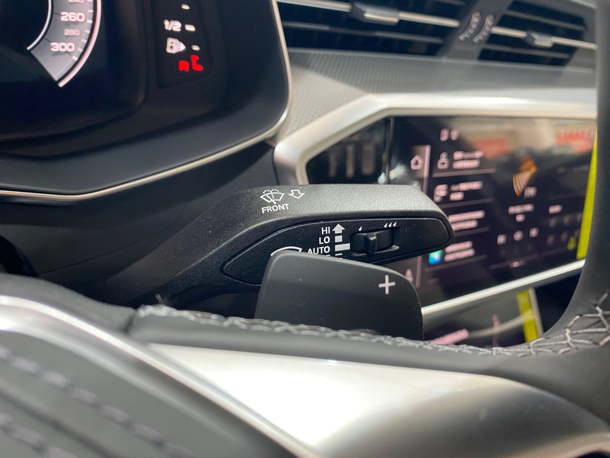 奧迪 奧迪A6L  2024款 45 TFSI 臻選動感型圖片