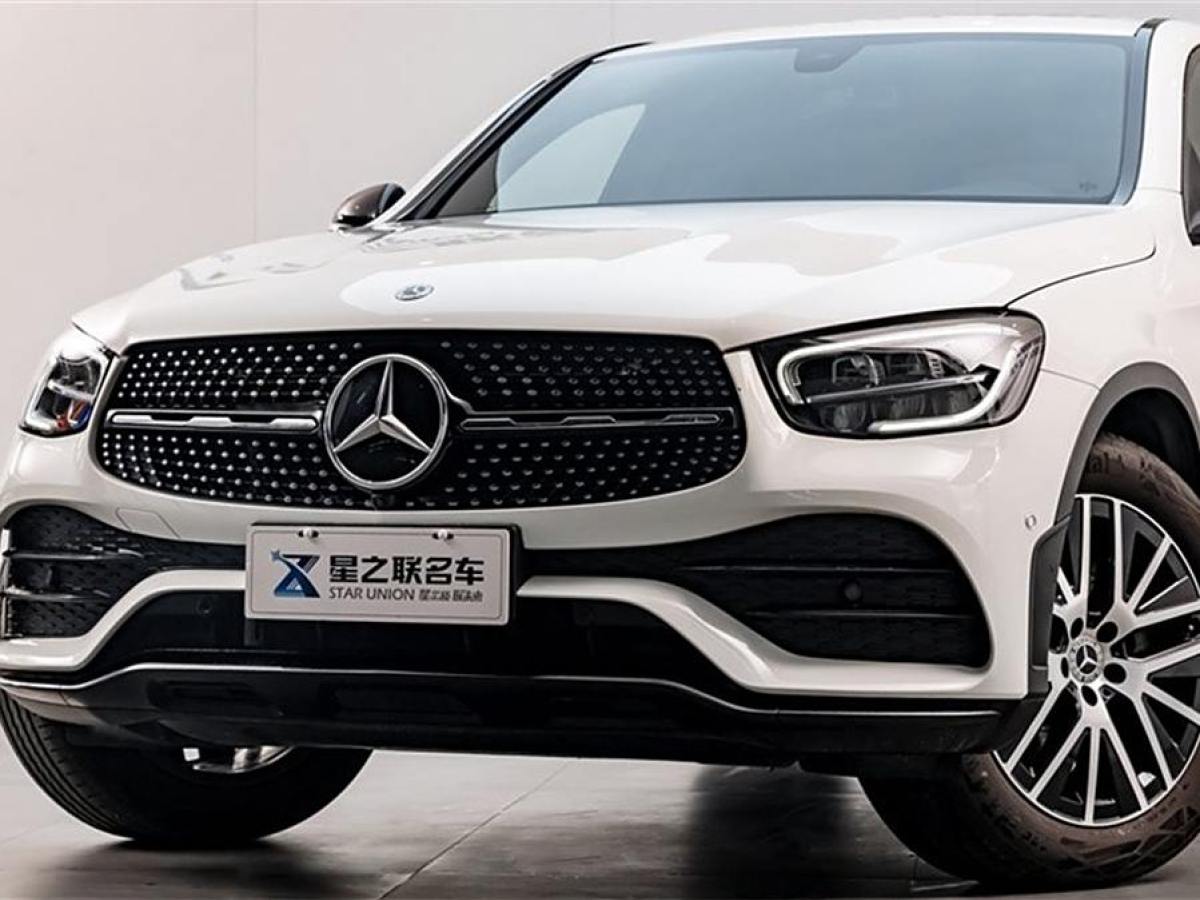 奔馳 奔馳GLC  2023款 改款 GLC 260 4MATIC 轎跑SUV圖片