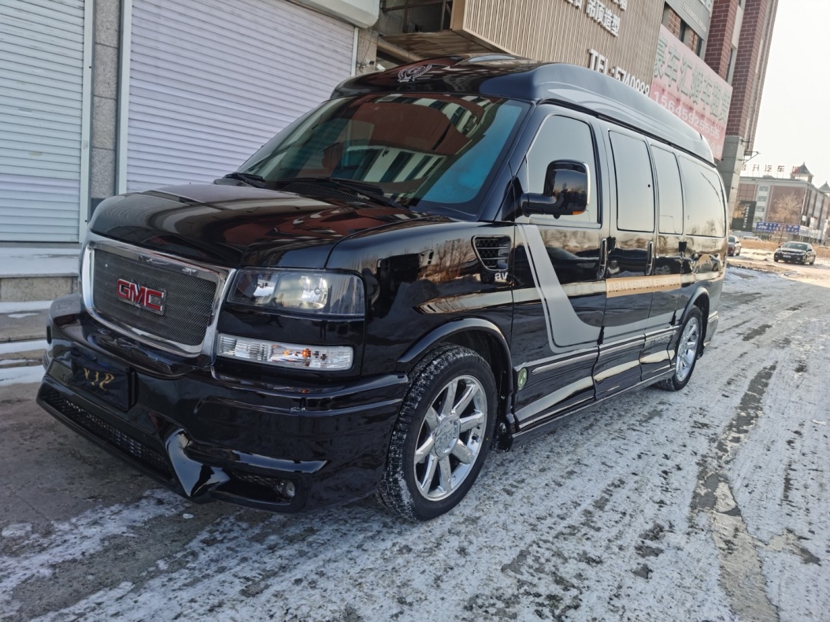 GMC SAVANA  2013款 5.3L 四驅(qū)領(lǐng)袖版圖片