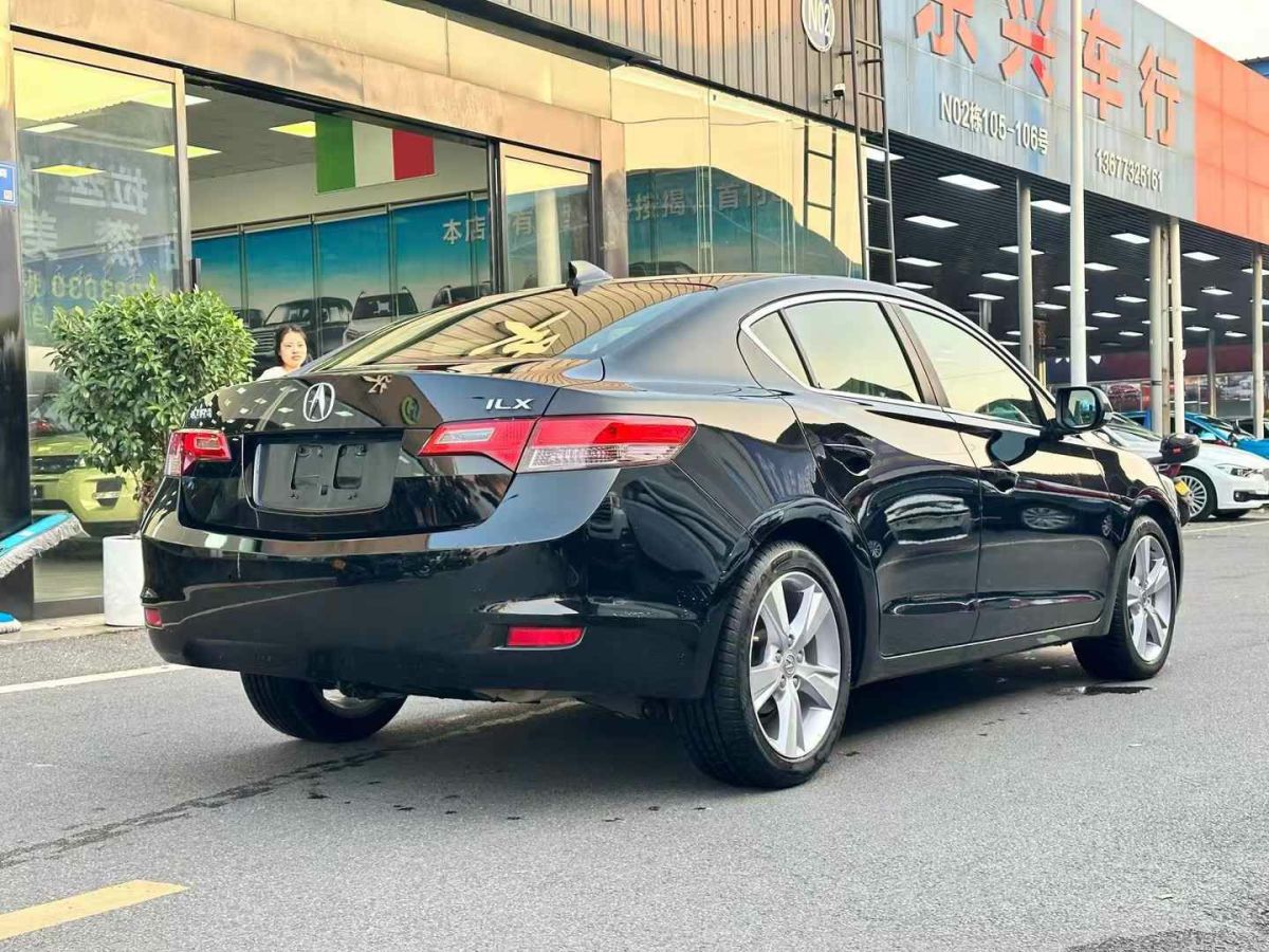 謳歌 ILX 圖片